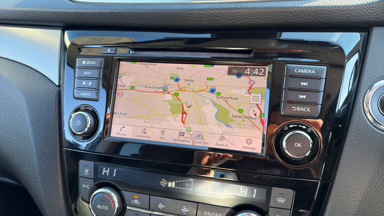 Nissan Qashqai 1.3 DiG-T Tekna 5dr Petrol Hatchback